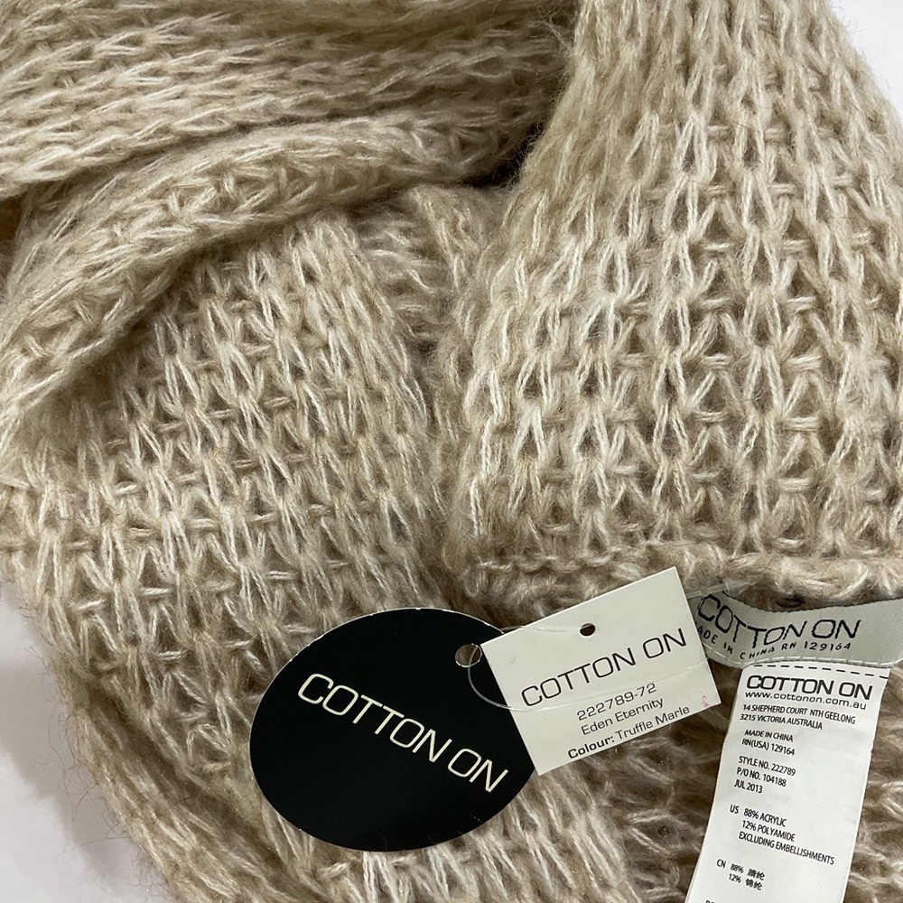 NWT Cotton On Beige Knit Infinity Scarf - Picture 6 of 6